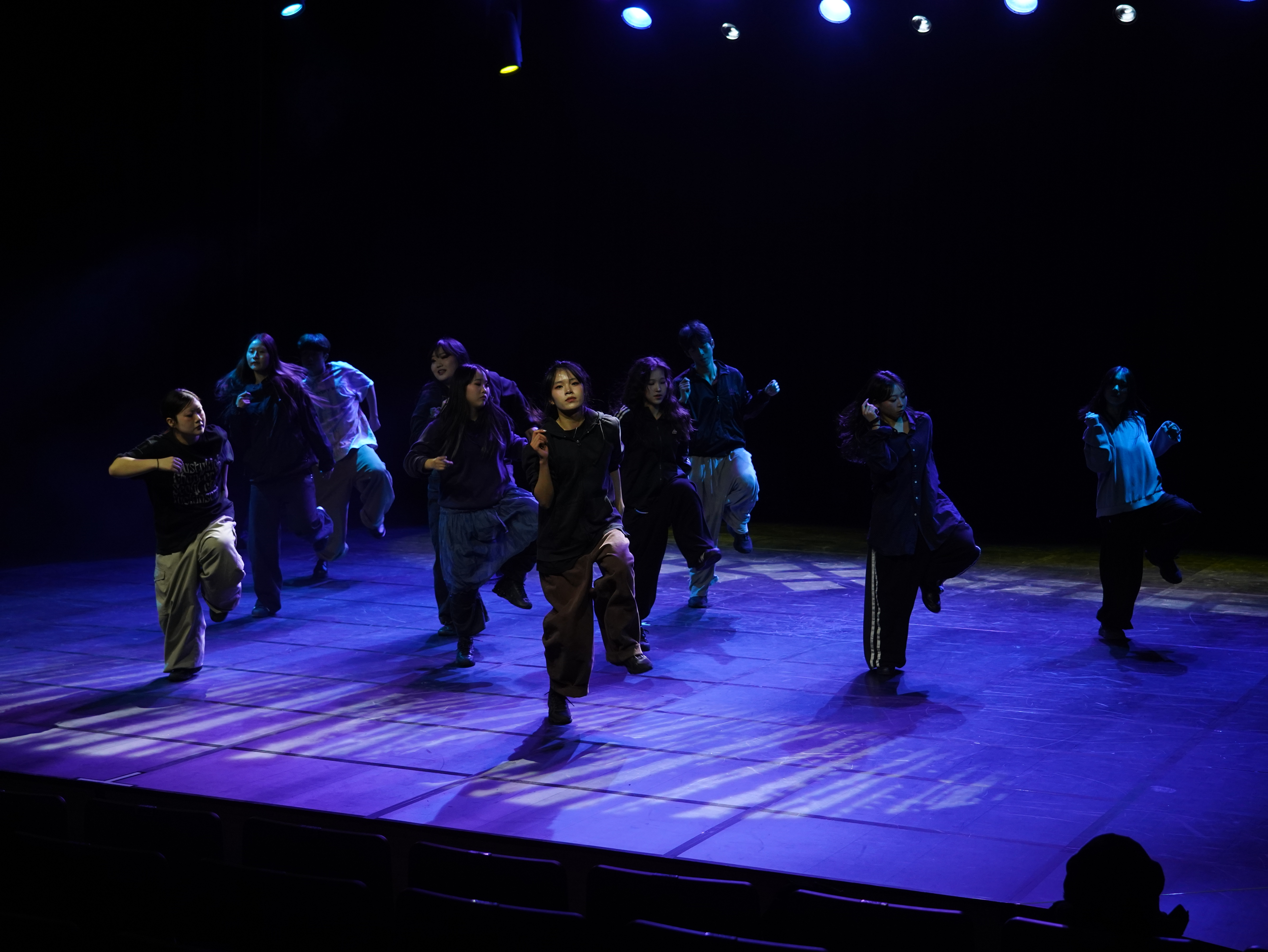 게시물의 2번째 이미지 - 하단 참조